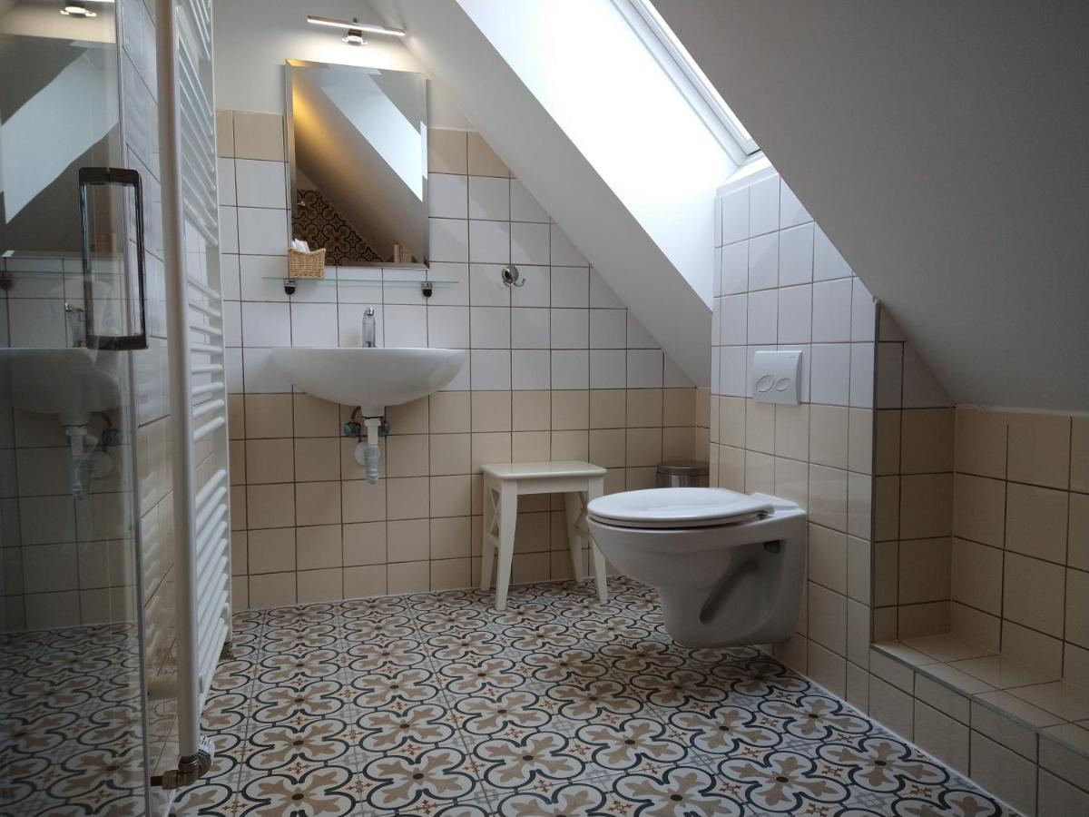 Apartmany Maly Mnich Mnisek pod Brdy Ngoại thất bức ảnh