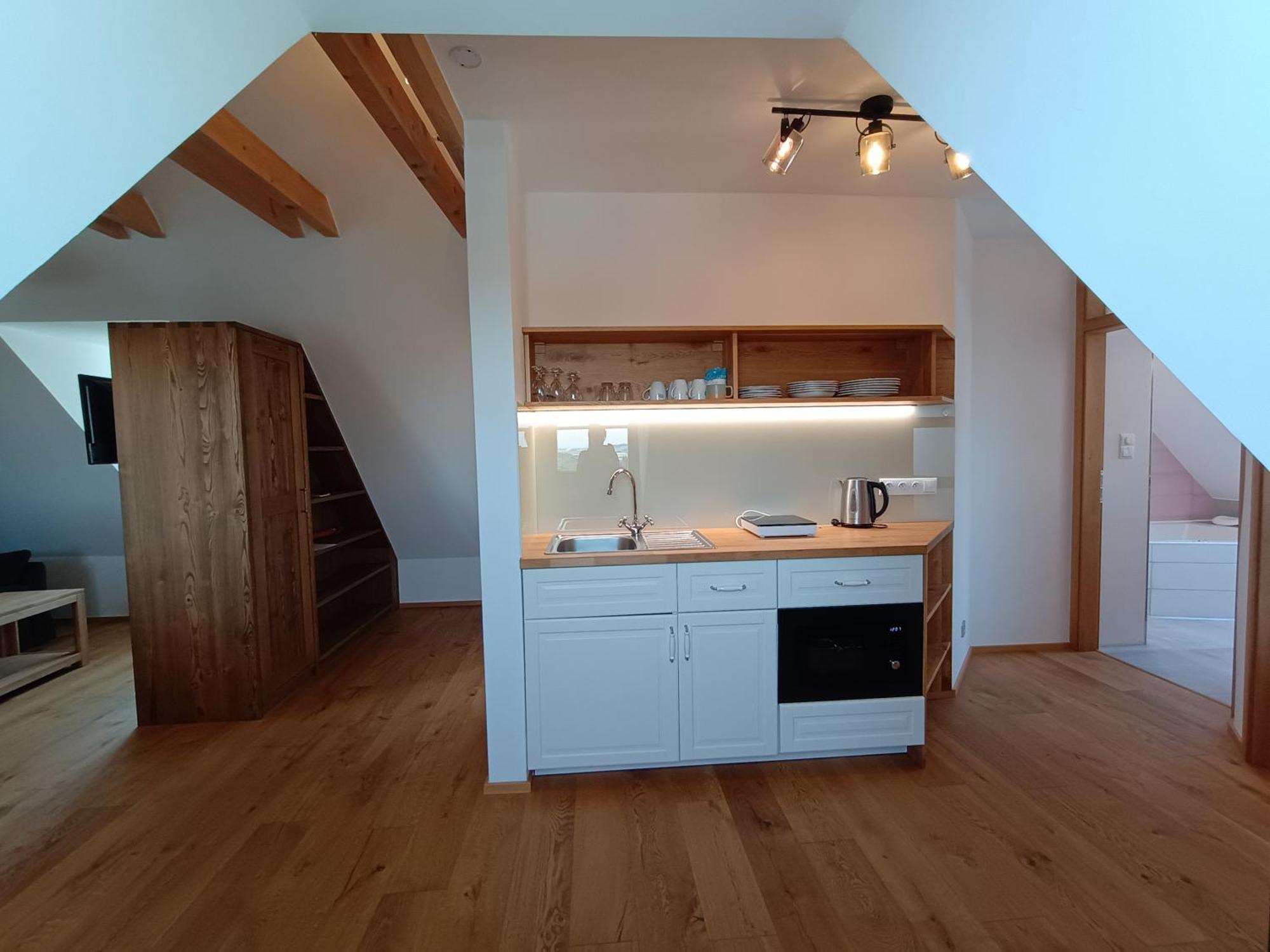 Apartmany Maly Mnich Mnisek pod Brdy Ngoại thất bức ảnh